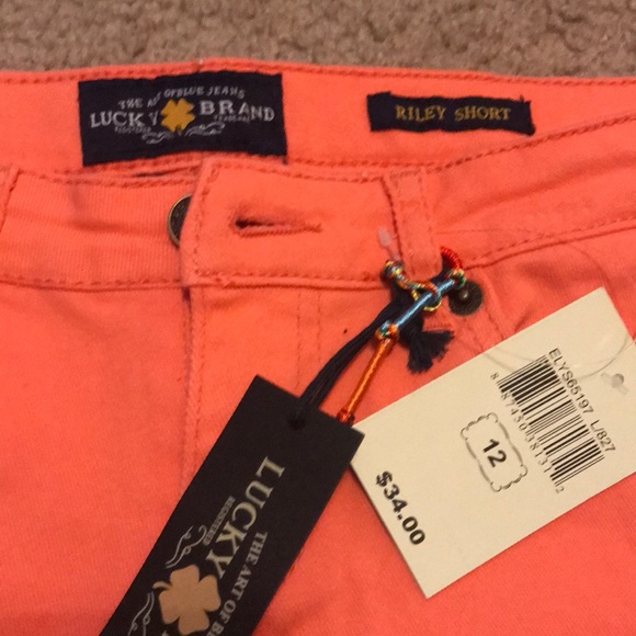 Luck Brand Riley Shorts - Picture 2 of 3